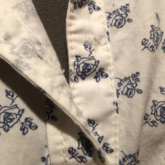 Seven Button Down with Tie - Picture 3 of 5